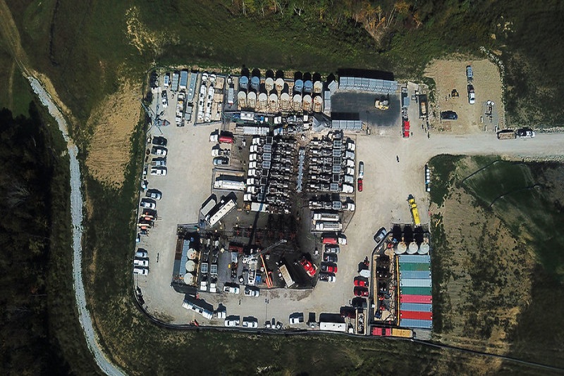 Ohio Frack pad in Goshen, OH. Photo by Ted Auch.